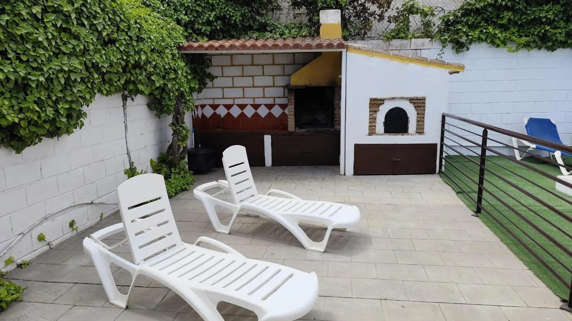 Casa Villazo I Almáchar 0*,  España